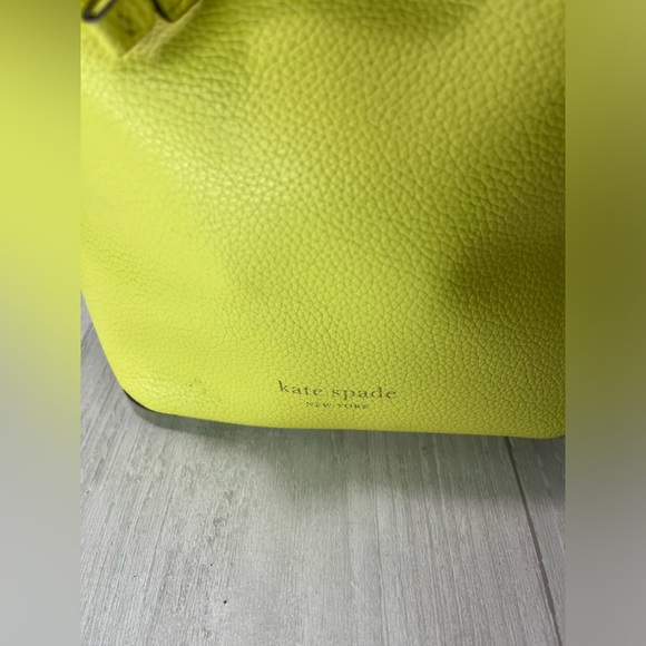 kate spade lemon yellow leather drawstring bucket shoulder bag - Picture 6 of 13